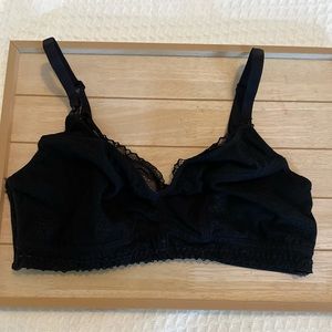 Lace nursing bra